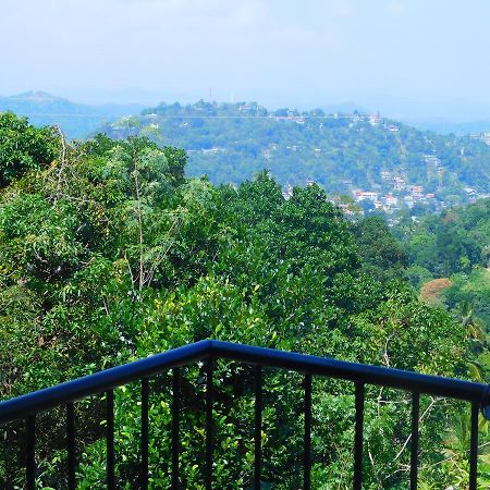 Mount Mirror Resort Kandy Eksteriør billede