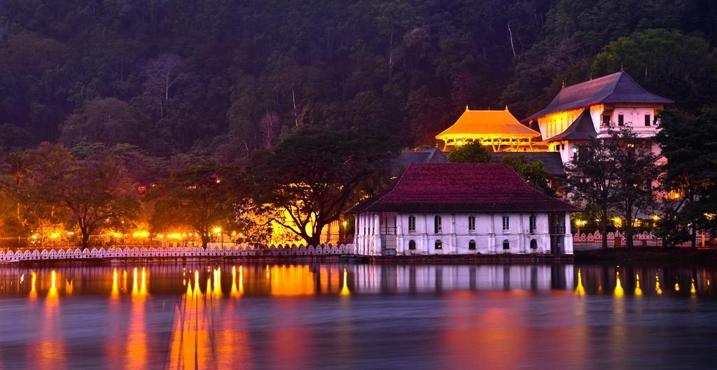 Mount Mirror Resort Kandy Eksteriør billede