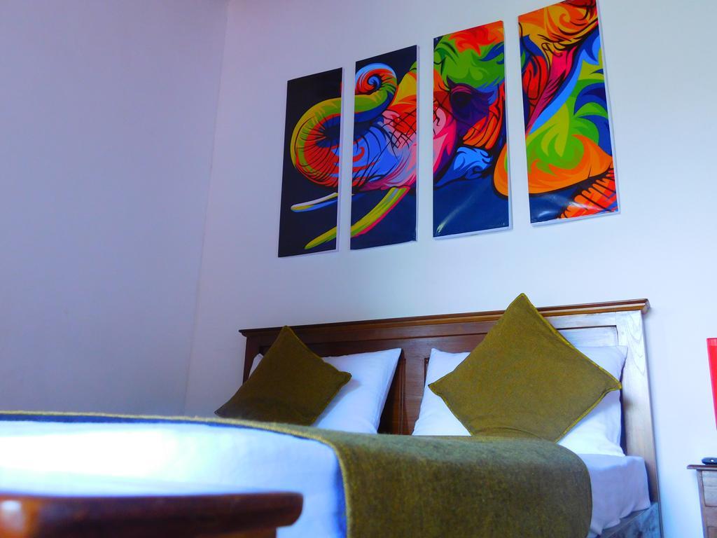 Mount Mirror Resort Kandy Eksteriør billede